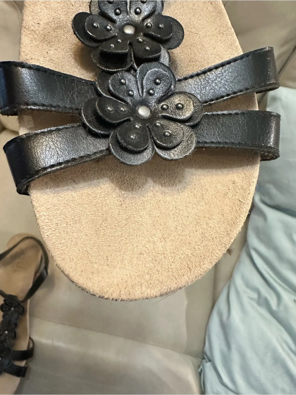 SOUL Naturalizer Aliyia Black Floral T-Strap Sandals Women's 10W